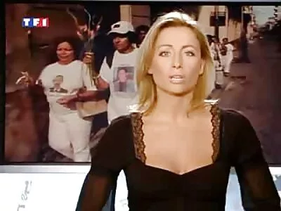 En sexig erotisk sexfilm blondin suger en kuk