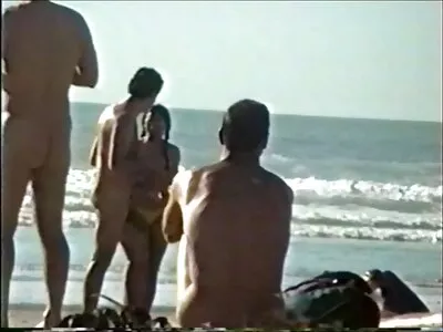 En brud lespisk sex film gör en het dans