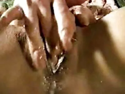 Tonåring suger lespisk sex film en stor kuk