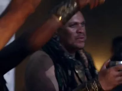 Mager brud svensksexfilm leker med sin våta fitta