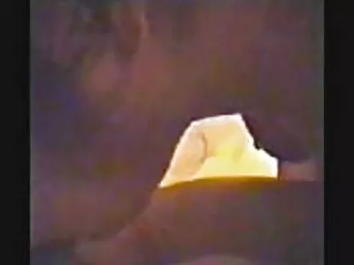En korphårig slampa finsk sexfilm slickar kuk